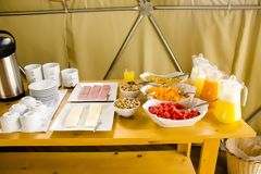 Colazione nella cupola geodetica